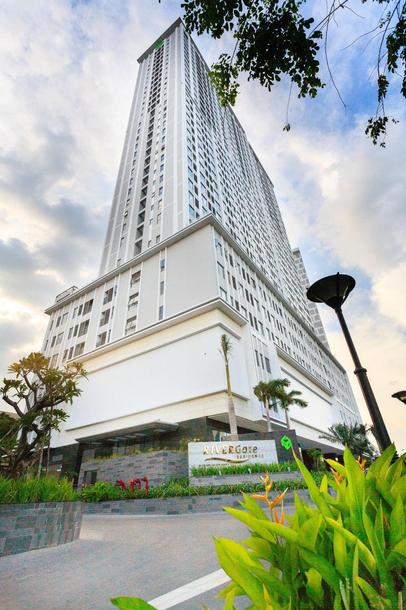 Awesome Rivergate Apartment - Cbd In Hcm City مدينة هوشي منه المظهر الخارجي الصورة